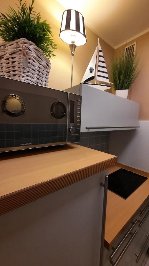 Ferienwohnung Wattkieker Busum Ngoại thất bức ảnh